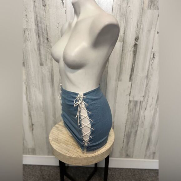 Jean skirt - Picture 9 of 11